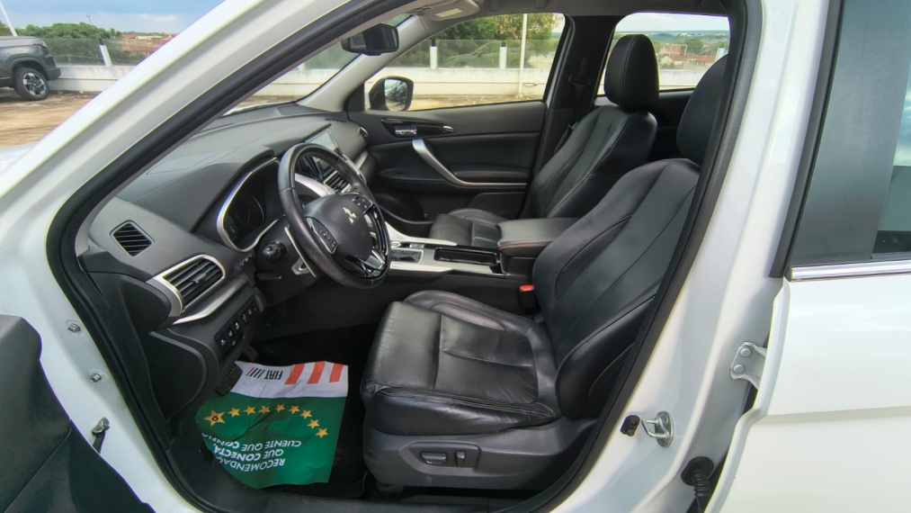 mitsubishi eclipse cross 1.5 mivec turbo gasolina hpe-s awd cvt 4p automatico 2020