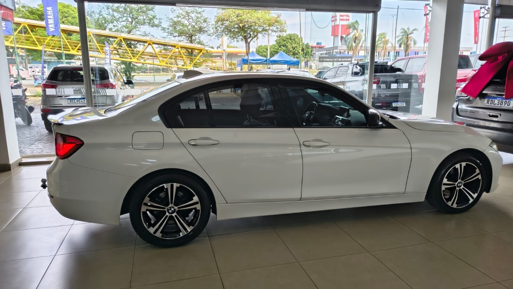 bmw 320i 2.0 16v turbo active flex 4p automatico 2015