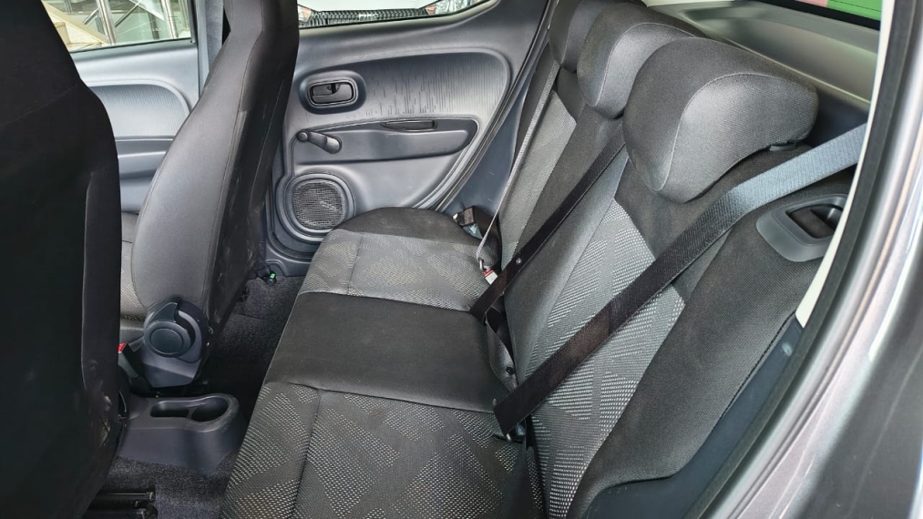 fiat mobi 1.0 evo flex like. manual 4p 2025