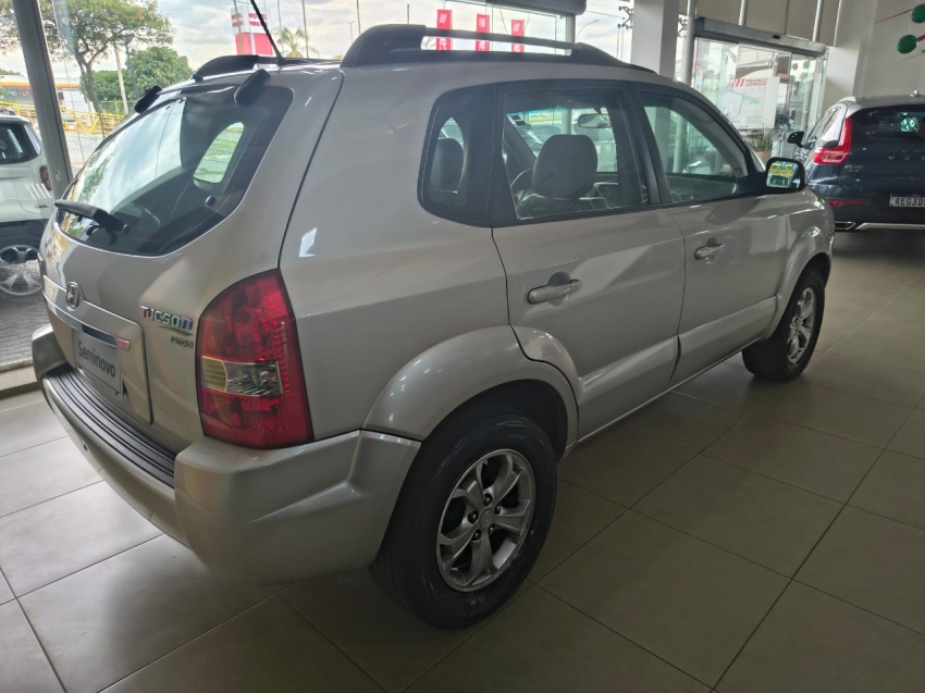 hyundai tucson 2.0 mpfi gls 16v 143cv 2wd flex 4p automatico gasolina 20175