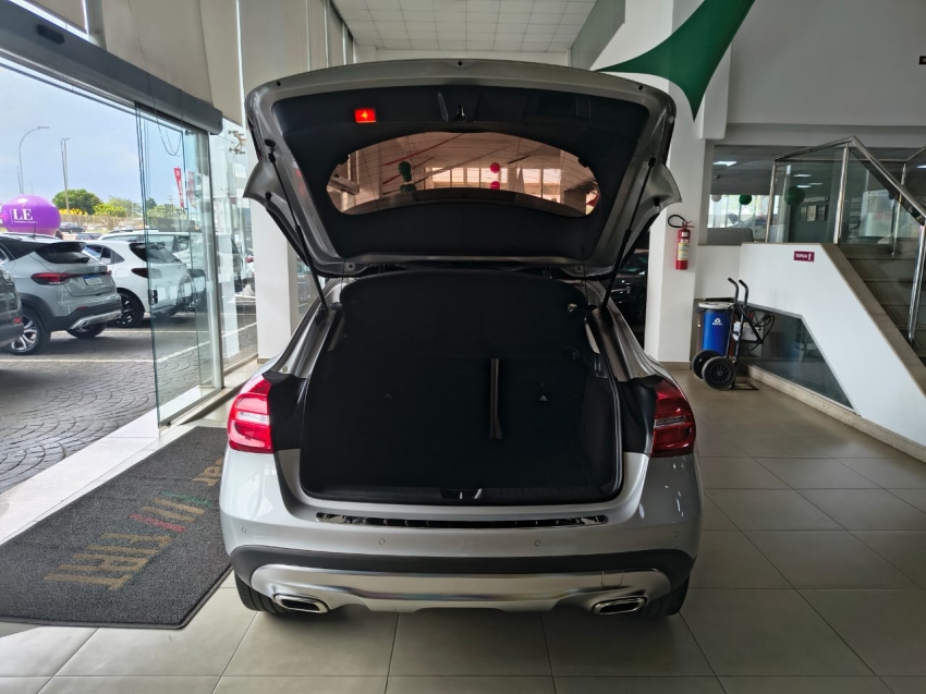 mercedes-benz gla 200 1.6 cgi advance 16v turbo flex 4p automatico gasolina 20178