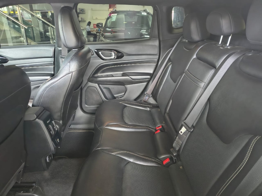 jeep compass 2.0 td350 turbo diesel longitude at9 1.3 4p automatico 202224