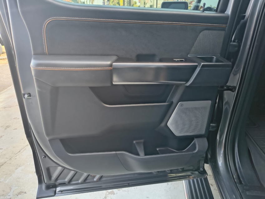 ford f-150 5.0 v8 gasolina cd platinum fx4 automatico 4p 202362