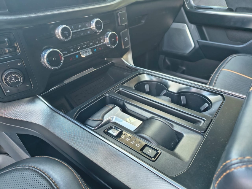 ford f-150 5.0 v8 gasolina cd platinum fx4 automatico 4p 202368