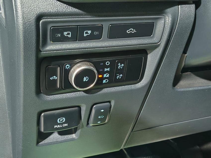 ford f-150 5.0 v8 gasolina cd platinum fx4 automatico 4p 202322