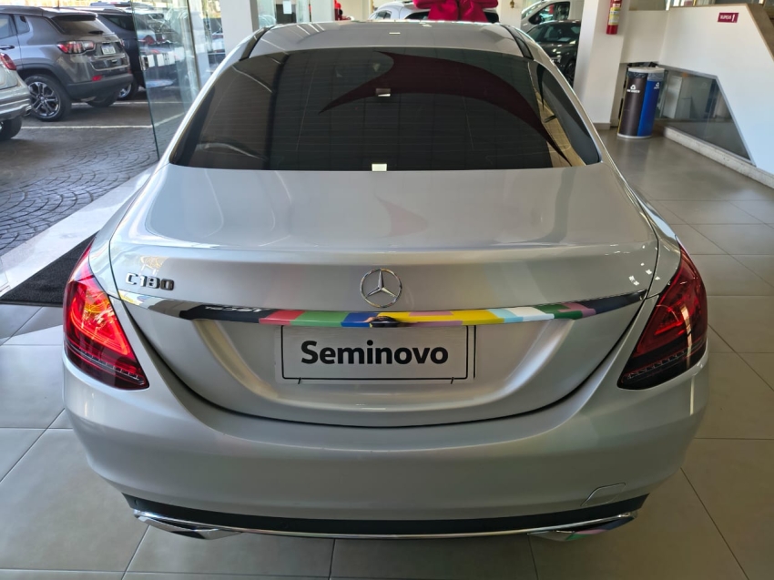 mercedes-benz c 180 1.6 cgi flex avantgarde 9g-tronic 4p automatico 201911