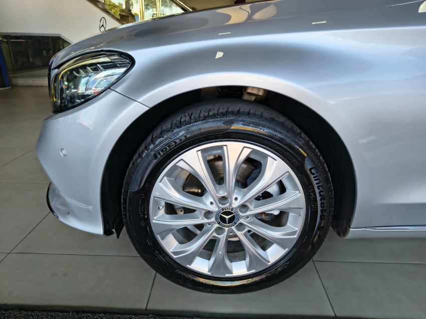 mercedes-benz c 180 1.6 cgi flex avantgarde 9g-tronic 4p automatico 201917