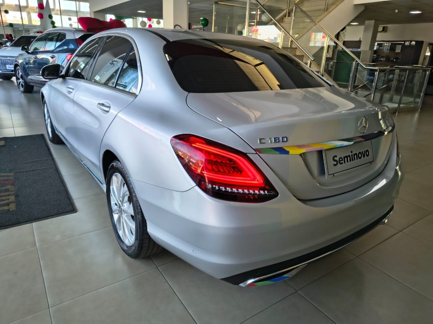 mercedes-benz c 180 1.6 cgi flex avantgarde 9g-tronic 4p automatico 20198