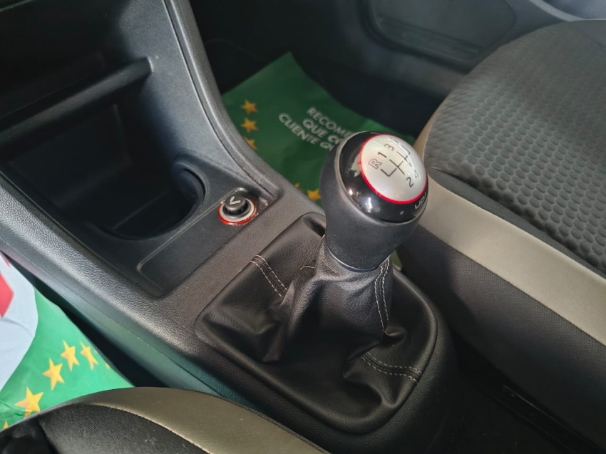 volkswagen cross up 1.0 tsi 12v flex 4p manual 201617