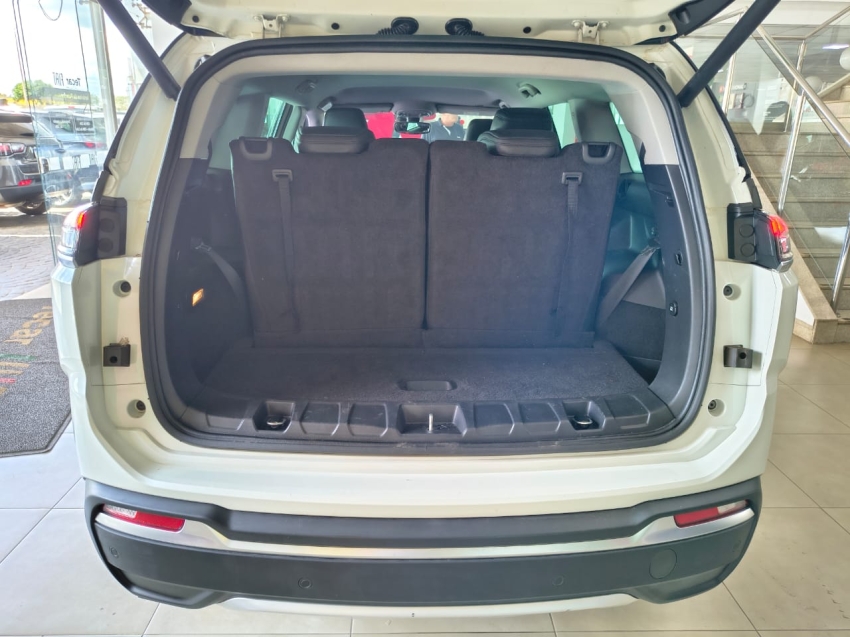 jeep commander 2.0 td380 turbo diesel limited at9 4p automatico 20226