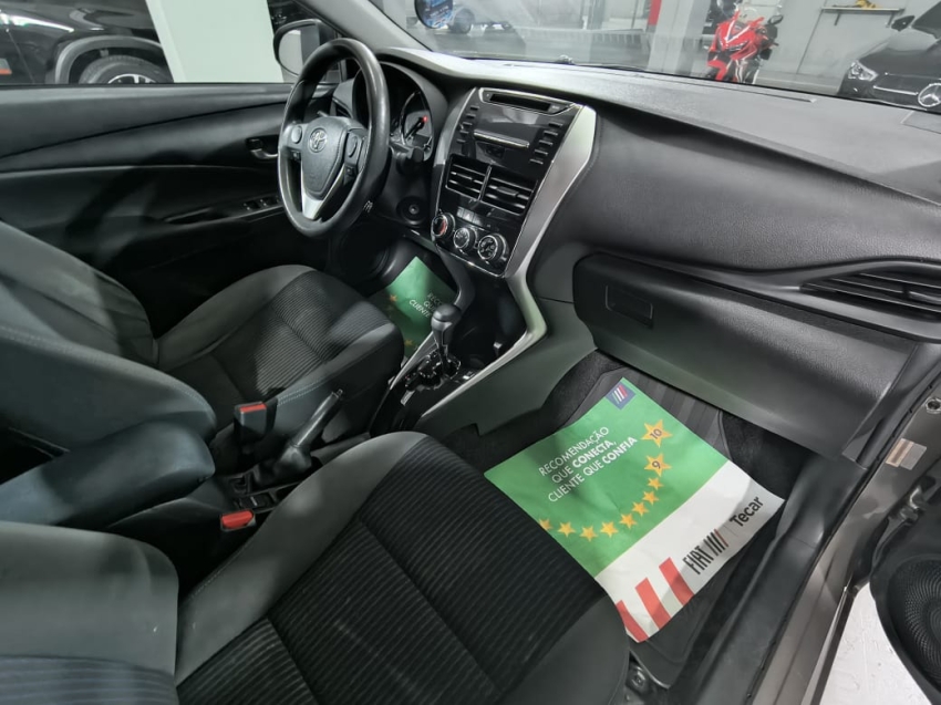 toyota yaris 1.5 16v flex sedan xl multidrive 4p automatico 201912