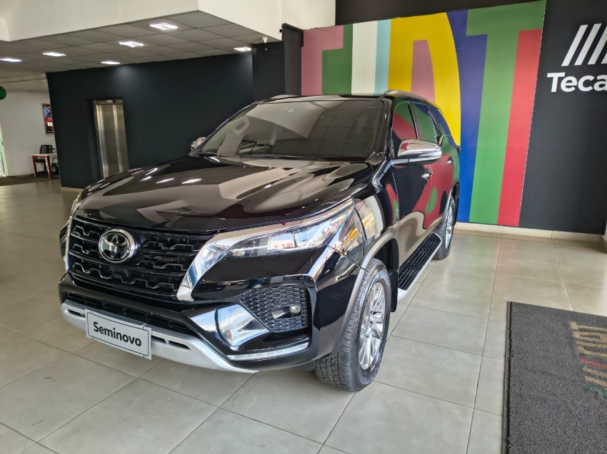 toyota hilux sw4 2.8 d-4d turbo diesel srx 7l 4x4 automatico 4p 20211