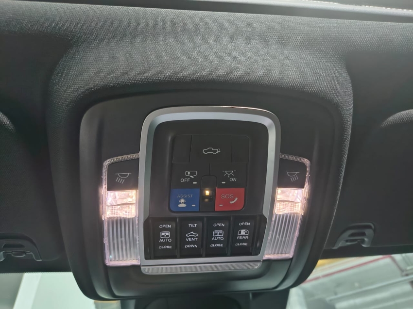 ram 1500 5.7 v8 gasolina limited cd 4x4 automatico 4p 202423