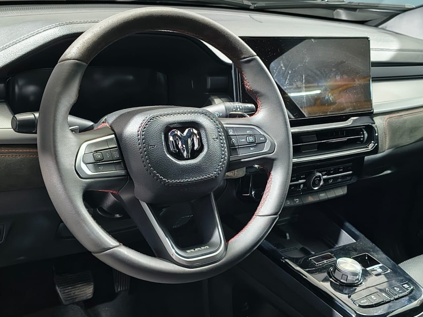 ram rampage 2.0 hurricane 4 turbo gasolina r/t 4x4 automatico 4p 202414