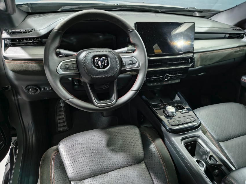 ram rampage 2.0 hurricane 4 turbo gasolina r/t 4x4 automatico 4p 202415