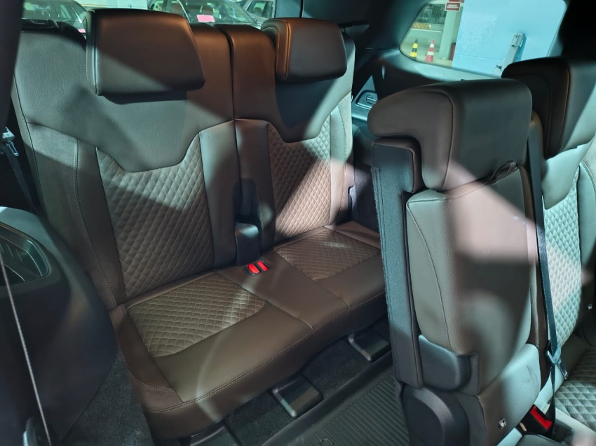 jeep commander 1.3 t270 turbo flex overland at6 4p automatico 202512