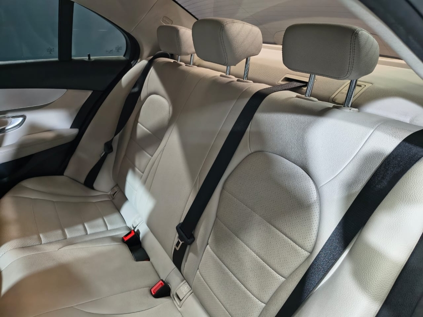 mercedes-benz c 180 1.6 cgi flex avantgarde 9g-tronic 4p automatico 201820