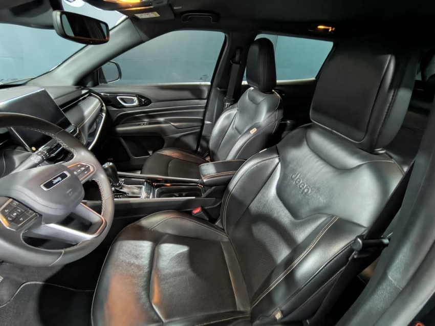 jeep compass 1.3 t270 turbo flex longitude at6 4p automatico 202213