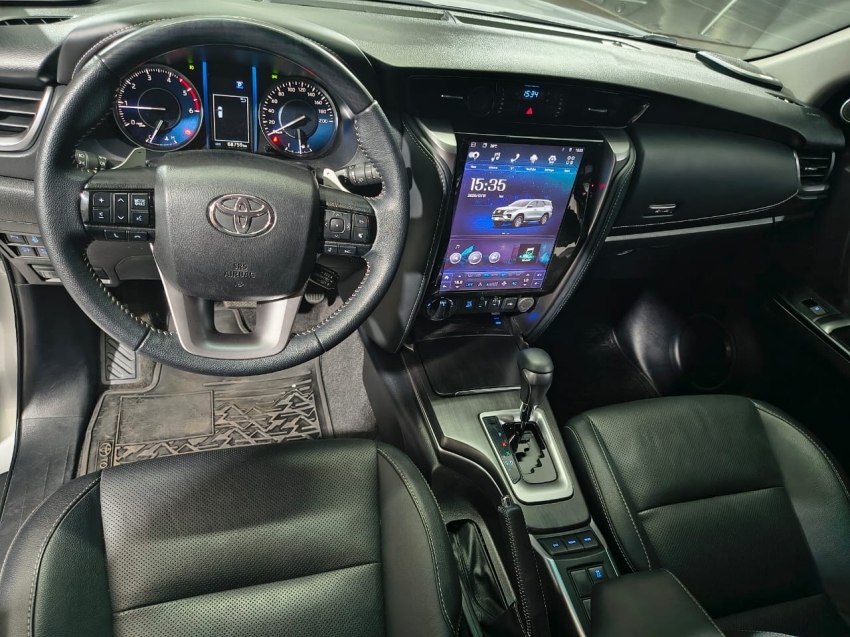 toyota hilux 2.8 d-4d turbo diesel cd srx 4x4 automatico 4p 20245