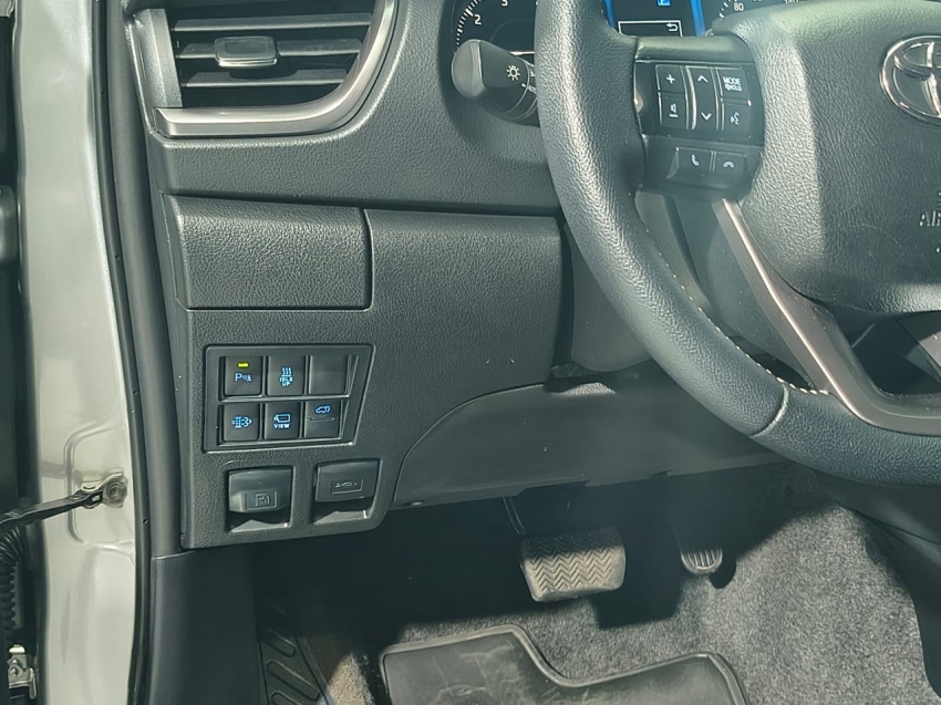 toyota hilux 2.8 d-4d turbo diesel cd srx 4x4 automatico 4p 20249