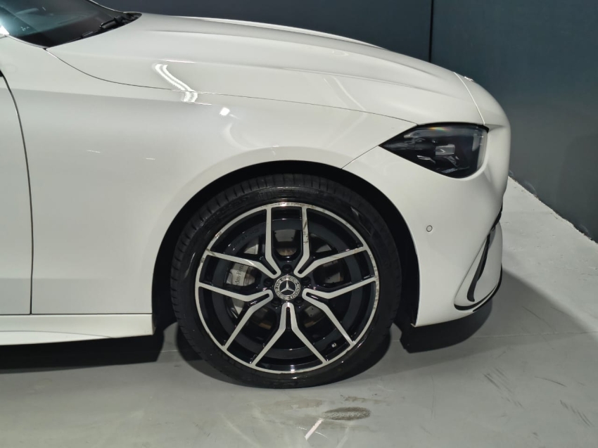 mercedes-benz c 300 2.0 eq boost hibrido amg line 9g-tronic 4p automatico 20235