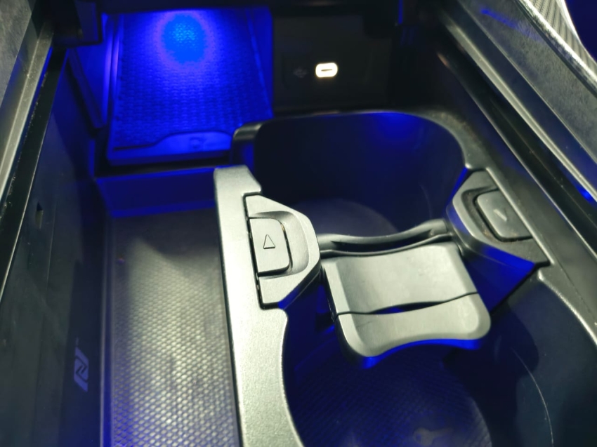 mercedes-benz c 300 2.0 eq boost hibrido amg line 9g-tronic 4p automatico 202315