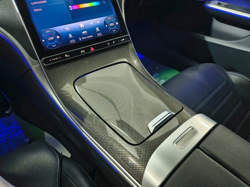 mercedes-benz c 300 2.0 eq boost hibrido amg line 9g-tronic 4p automatico 202312