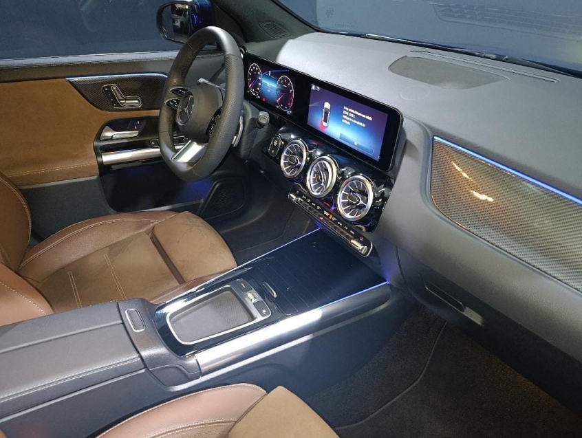 mercedes-benz gla 200 1.3 mhev amg line 7g-dct gasolina 4p automatico 202415