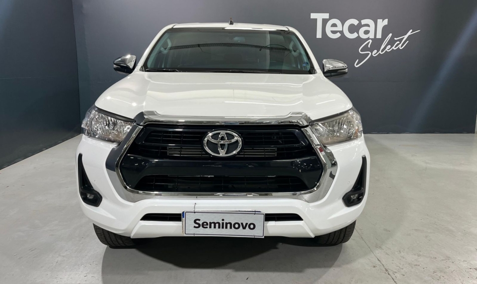 toyota hilux 2.8 d-4d turbo diesel cd srv 4x4 automatico 2.7 4p 20241
