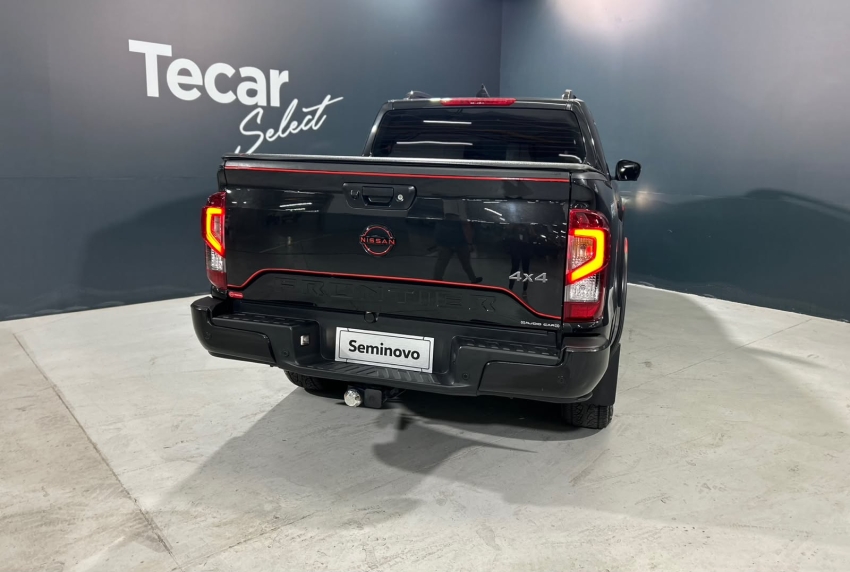 nissan frontier 2.3 16v turbo diesel pro4x cd 4x4 automatico 4p 202412