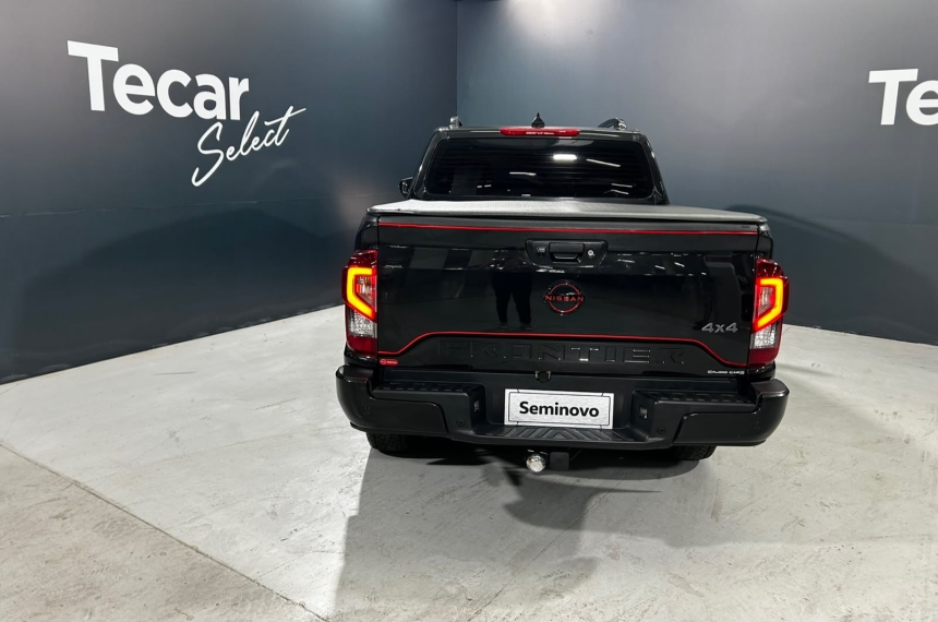 nissan frontier 2.3 16v turbo diesel pro4x cd 4x4 automatico 4p 202411