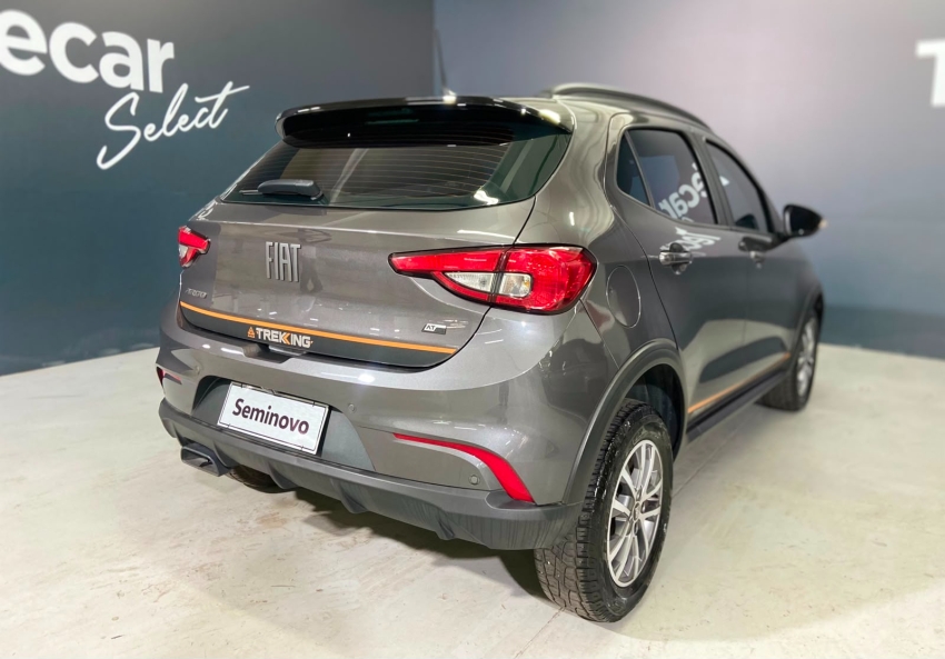 fiat argo 1.3 firefly flex trekking cvt 4p automatico 20244