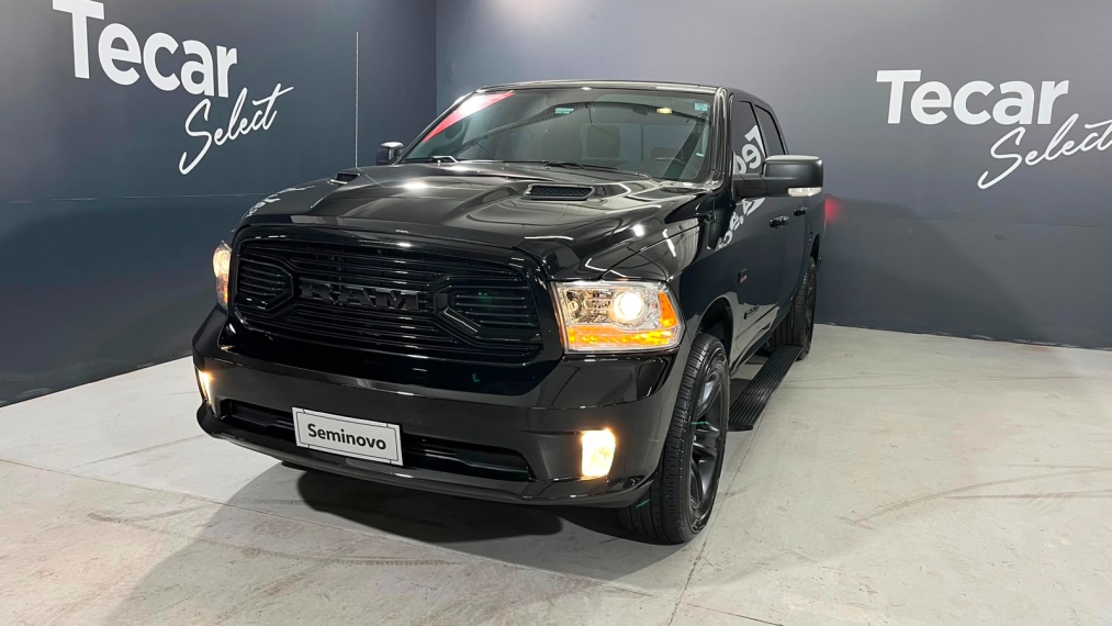 ram classic 5.7 v8 gasolina laramie cd 4x4 automatico 5.6 4p 20220