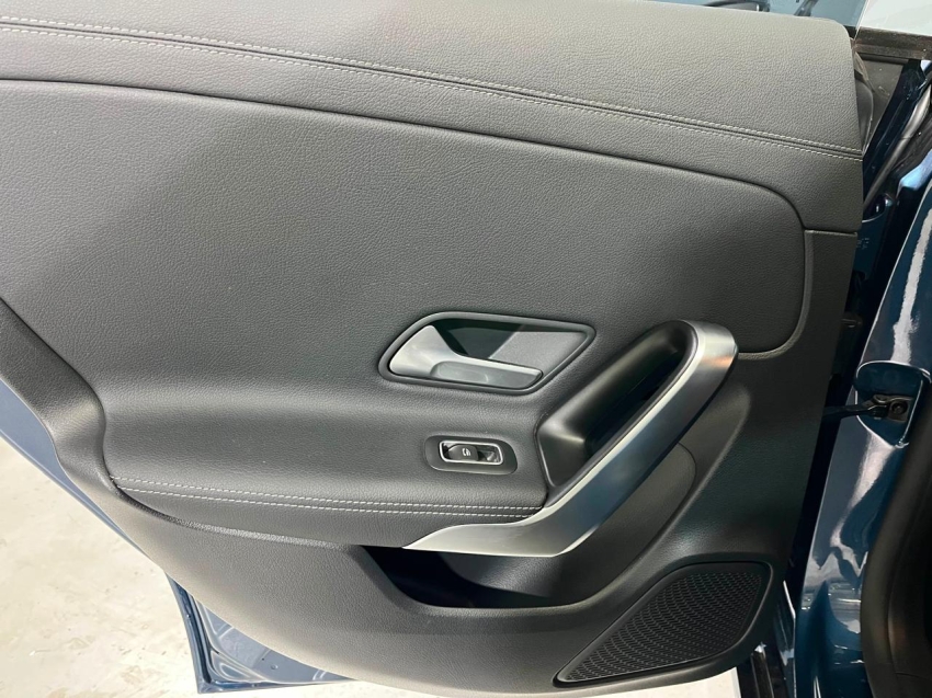 mercedes-benz cla 250 2.0 cgi gasolina 7g-dct 1.3 4p automatico 202317
