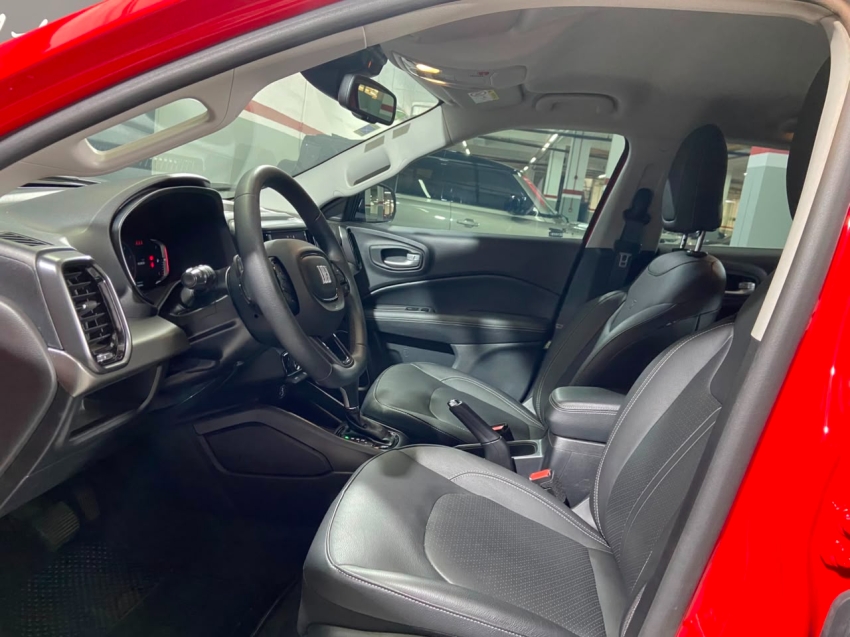 fiat toro 1.3 turbo 270 flex volcano at6 4p automatico 202512
