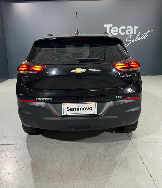 chevrolet tracker ltz 1.0 turbo flex automatico preto 2024/2025 seminovo8