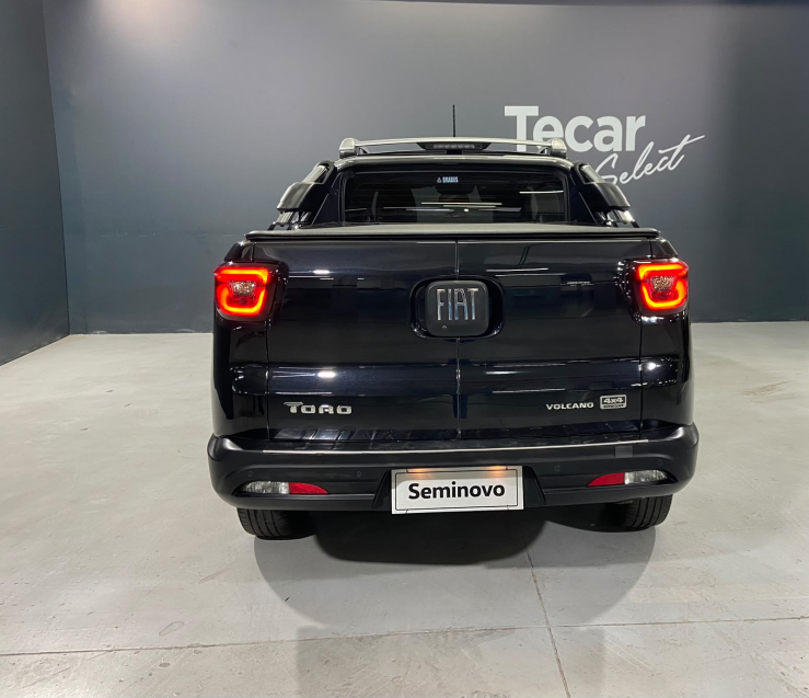 fiat toro 2.0 16v turbo diesel volcano 4wd at9 1.9 4p automatico 20225