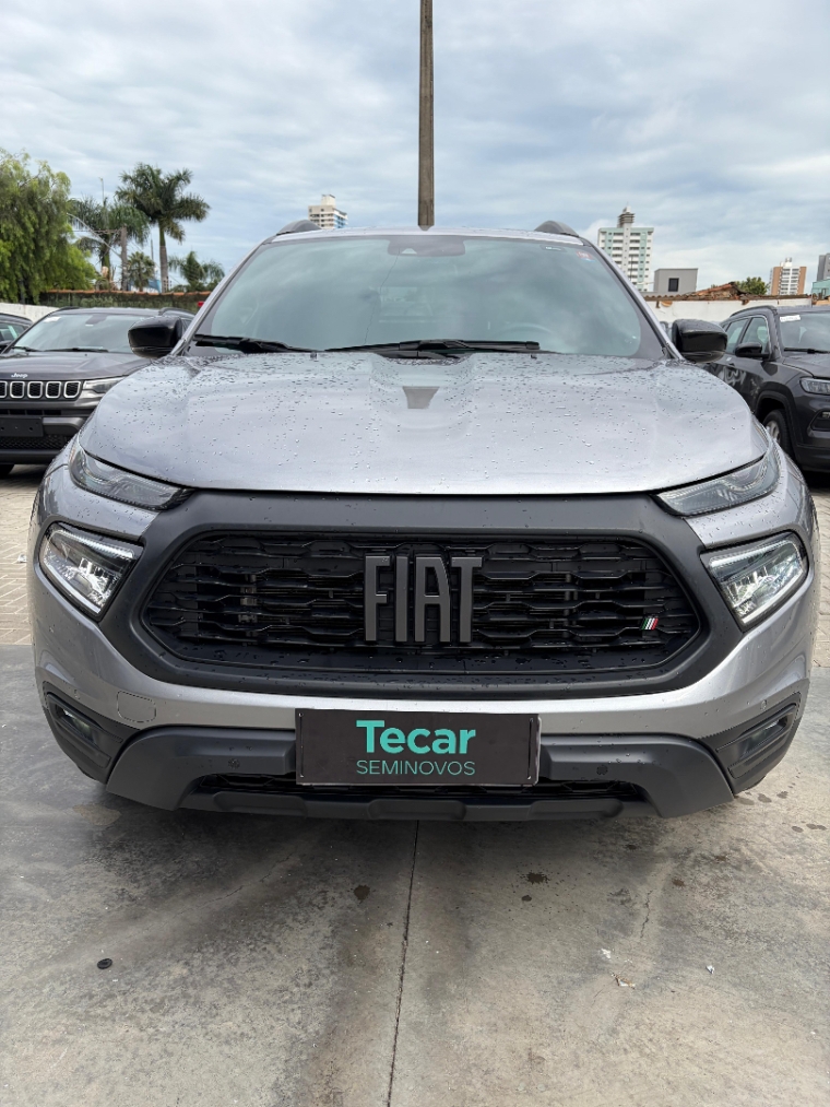 fiat toro 1.3 turbo 270 flex volcano at6 4p automatico 2023
