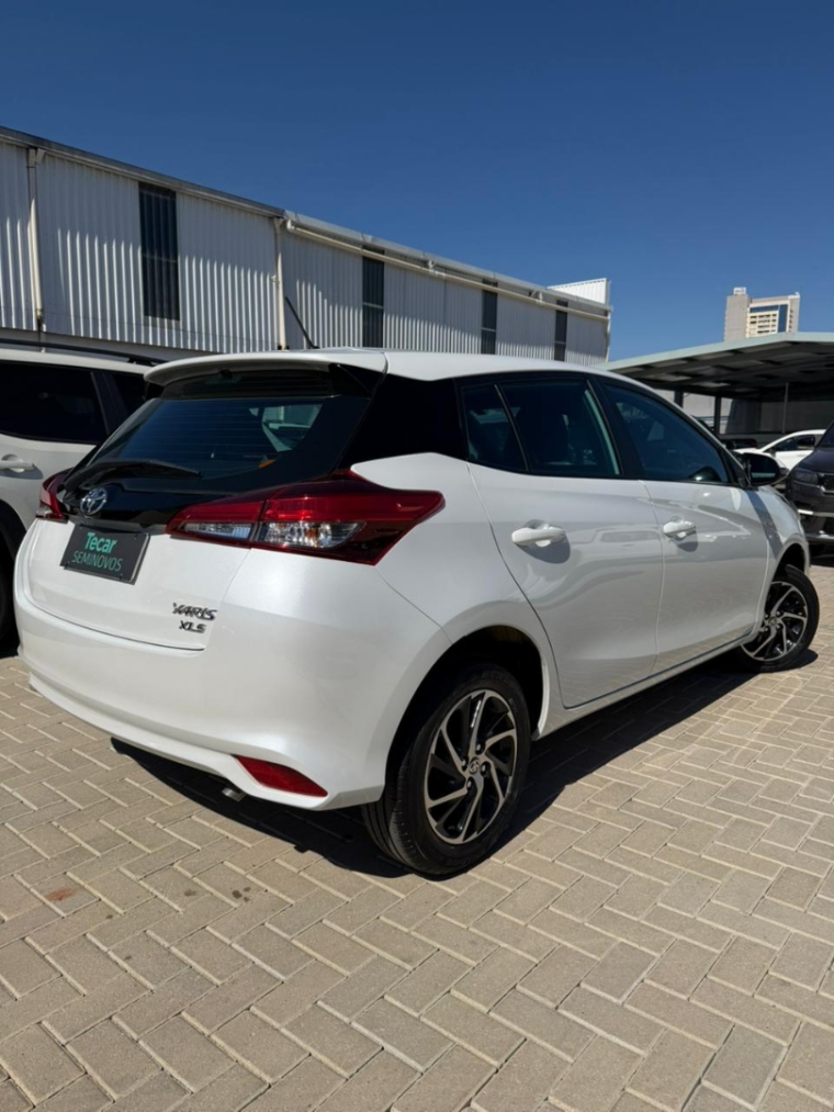 toyota yaris 1.5 16v flex sedan xls multidrive 4p automatico 20253