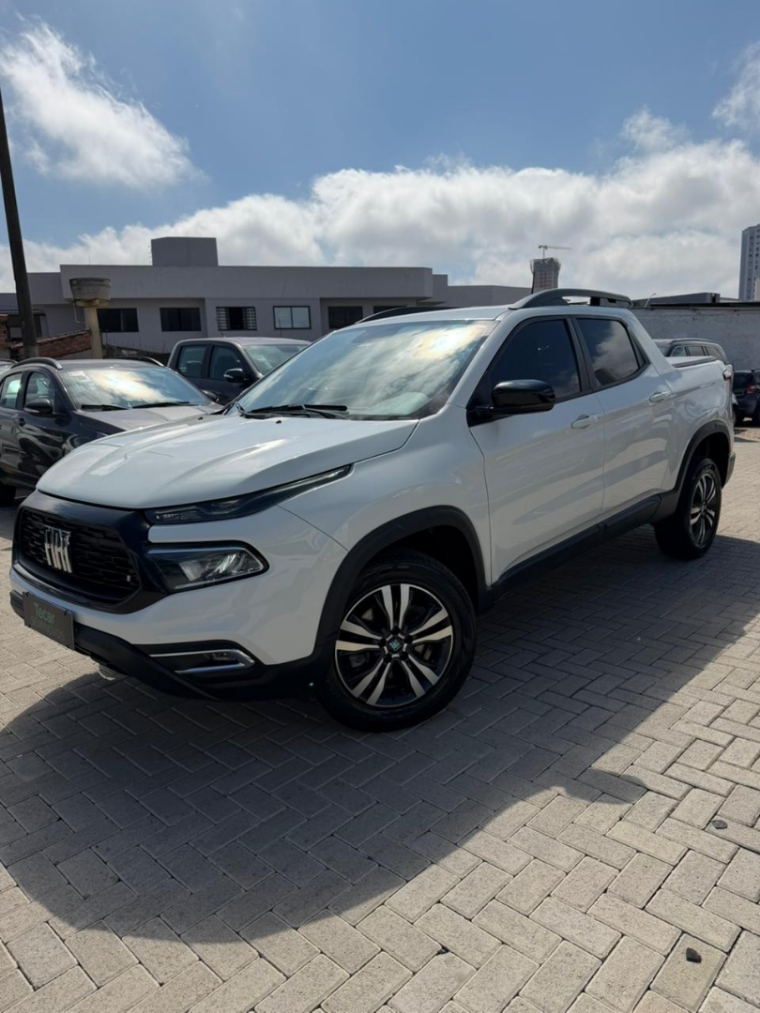 fiat toro 1.3 turbo 270 flex freedom at6 4p automatico 2024