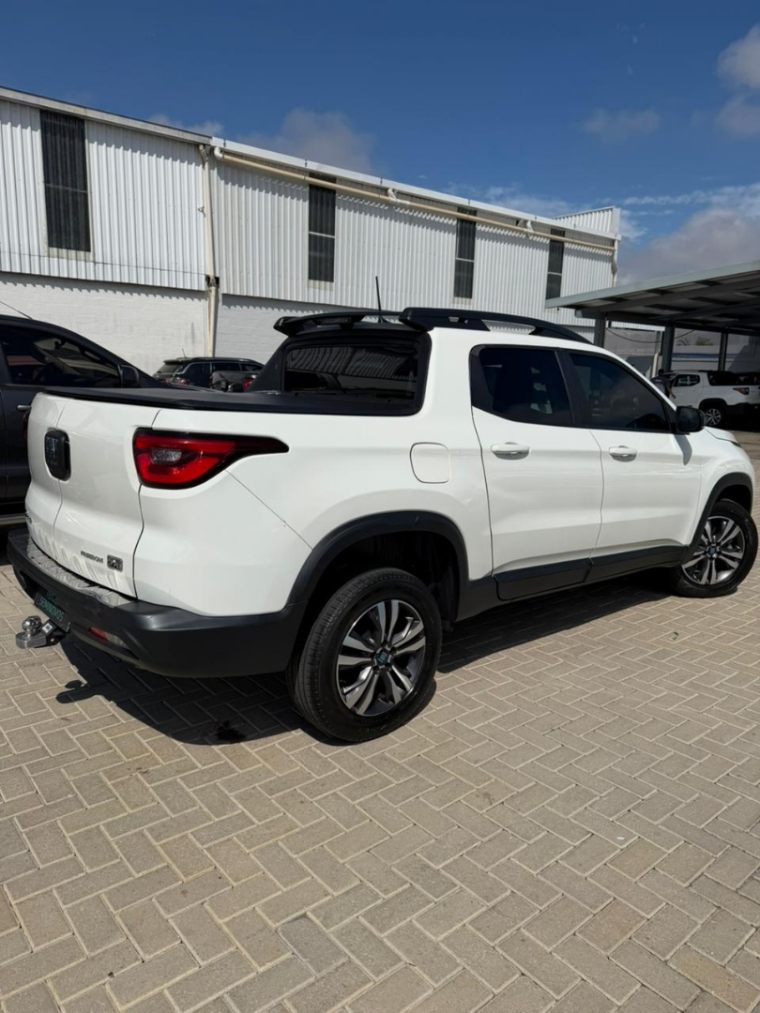 fiat toro 1.3 turbo 270 flex freedom at6 4p automatico 20243