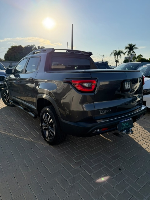 fiat toro 1.3 turbo 270 flex freedom at6 4p automatico 20243