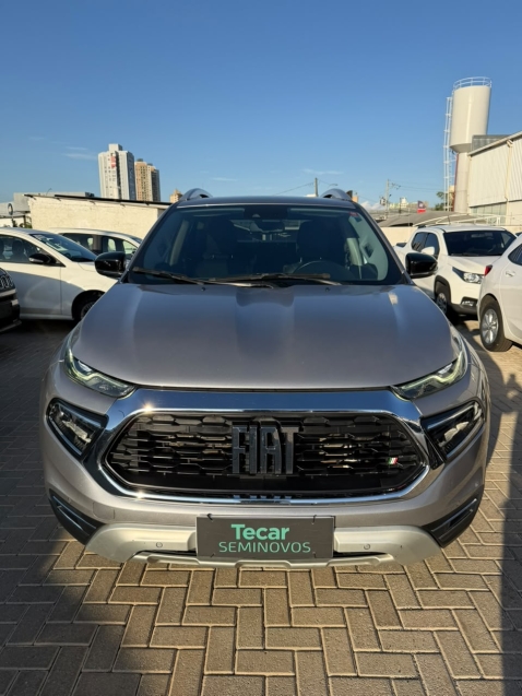 fiat toro 1.3 turbo 270 flex volcano at6 4p automatico 20241
