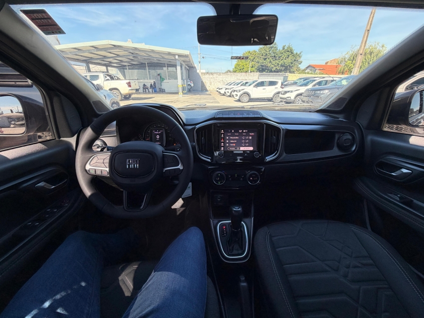 fiat strada 1.3 firefly flex volcano cd cvt 4p automatico 20243