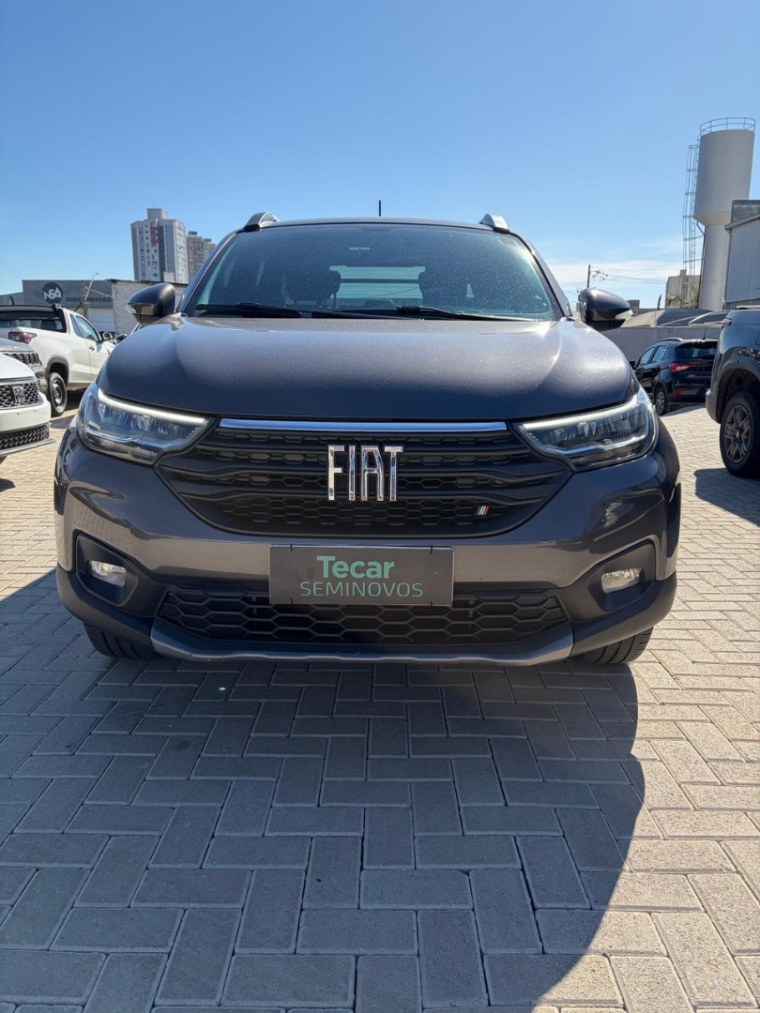 fiat strada 1.3 firefly flex volcano cd cvt 4p automatico 2024