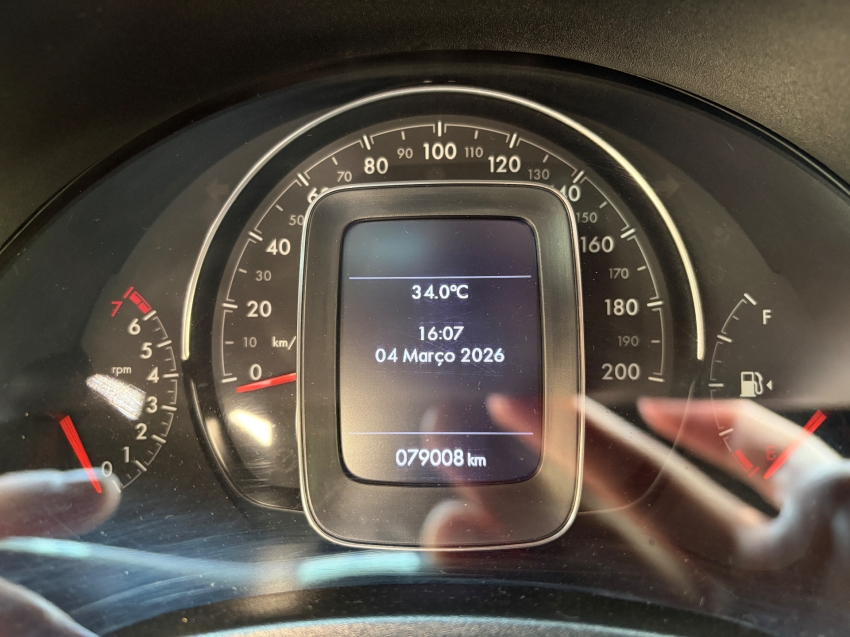 fiat strada 1.3 firefly flex volcano cd cvt 4p automatico 20244