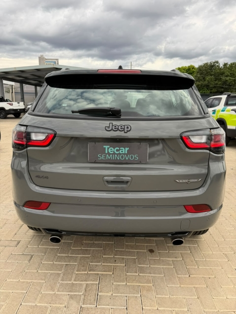 jeep compass 2.0 hurricane 4 turbo gasolina blackhawk at9 4p automatico 20262