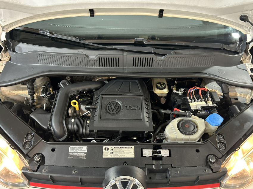 volkswagen up 1.0 tsi pepper 12v flex 4p manual.