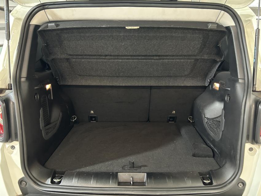 jeep renegade 1.8 16v flex sport 4p automatico.