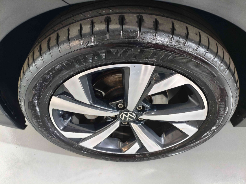volkswagen nivus 1.0 200 tsi total flex highline automatico 4p 2024
